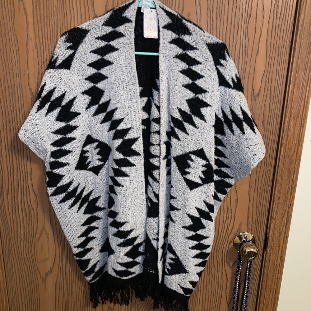 Cute Aztec cardigan